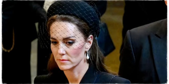 Duchess Kate Curtsies To The Queen During Her Final Journey 