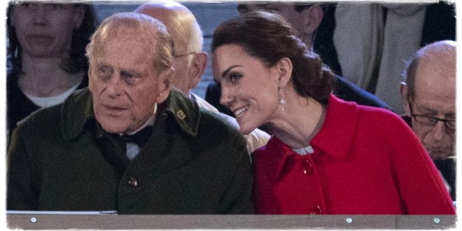 Prince Philip Gave Three-Word Compliment To Kate When Started Dating William